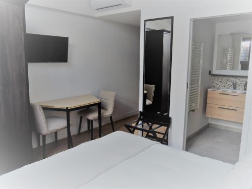 Hotel College Des Doctrinaires
